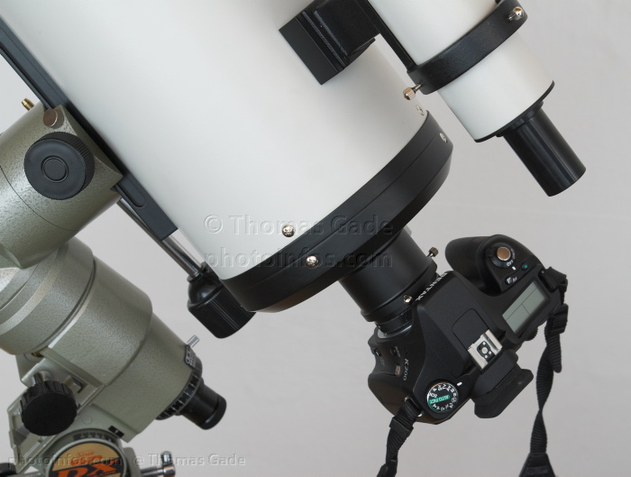 DSLR an einem Maksutov Teleskop
6 Zoll Maksutov Teleskop von Bosma mit anschlossener digitaler Spiegelreflexkamera.
Schlüsselwörter: 2008;Astronomie;astronomy;Bosma;DSLR;Fernrohr;Fotografie;Maksutov;MK18015;Optik;Qentis;telescope;Teleskop