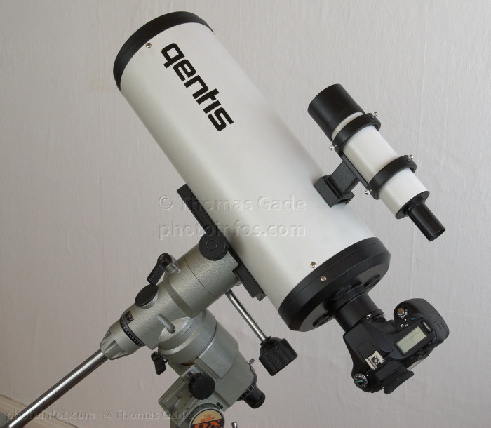 DSLR an einem Maksutov Teleskop
6 Zoll Maksutov Teleskop von Bosma mit anschlossener digitaler Spiegelreflexkamera.
Schlüsselwörter: 2008;Astronomie;astronomy;Bosma;DSLR;Fernrohr;Finderscope;Fotografie;Maksutov;MK18015;Montierung;Mount;Optik;prallaktische;Qentis;Sucherfernrohr;telescope;Teleskop;Vixen GP DX