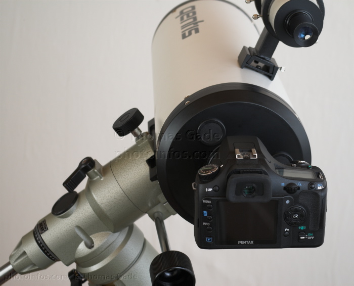 DSLR an einem Maksutov Teleskop
6 Zoll Maksutov Teleskop von Bosma mit anschlossener digitaler Spiegelreflexkamera.
Schlüsselwörter: 2008;Astronomie;astronomy;Bosma;DSLR;Fernrohr;Fotografie;Maksutov;MK18015;Optik;Qentis;telescope;Teleskop