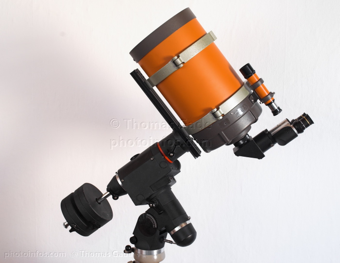 Celestron C8 Teleskop. Schmidt Cassegrain
11. 5. 2008.  Astronomie. Celestron C8 - Schmidt-Cassegrain Teleskop auf einer HEQ-5 Montierung mit Seben Binokular
Schlüsselwörter: 2008;Astronomie;Binokular;C8;Celestron;Denkmeier;Fernrohr;HEQ5;Montierung;Optik;parallaktische;Schmidt Cassegrain;SCT;Seben;telescope;Teleskop